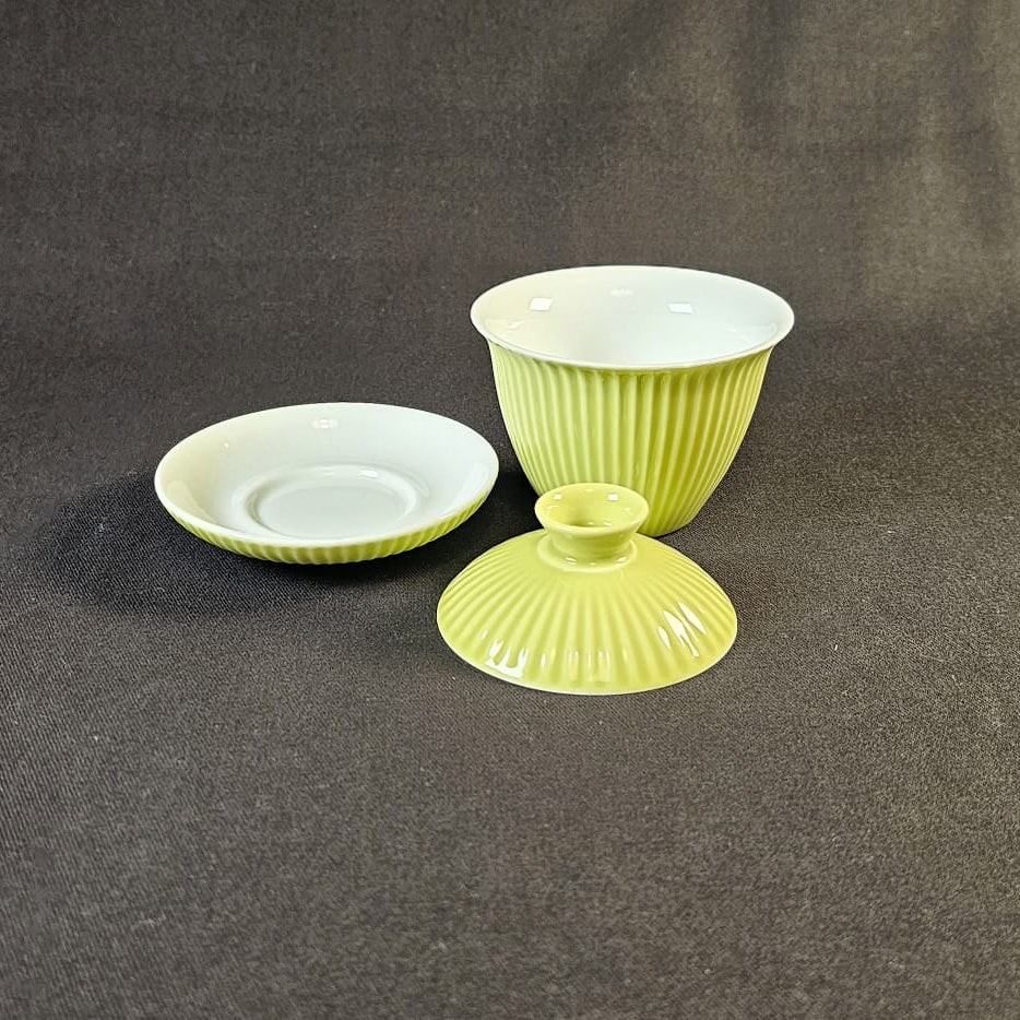 Apple Green Porcelain Gaiwan.