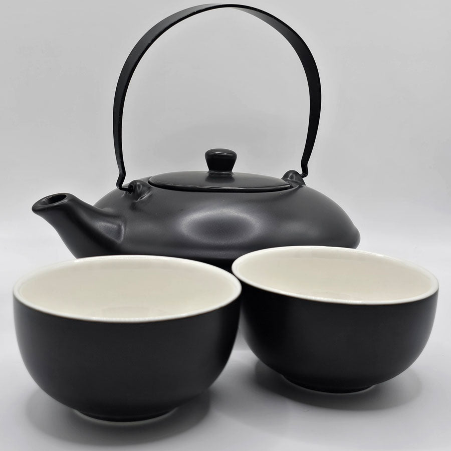 Porcelain Teapot set "Yamina" on a Bamboo Tray, 4 pieces, Black