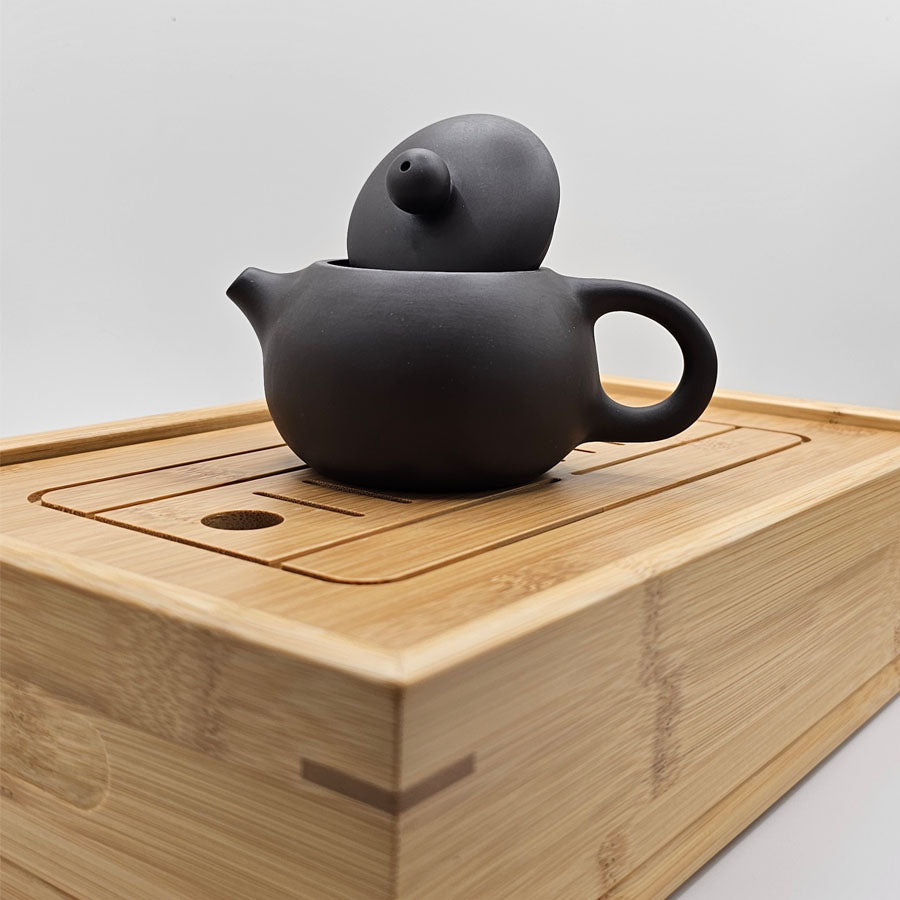 Clay Teapot Set for connoisseur "Zhong" with bamboo table