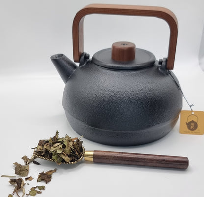 Iron Round Tea Kettle 1.2L or 1.7L, with wooden handle, color Black